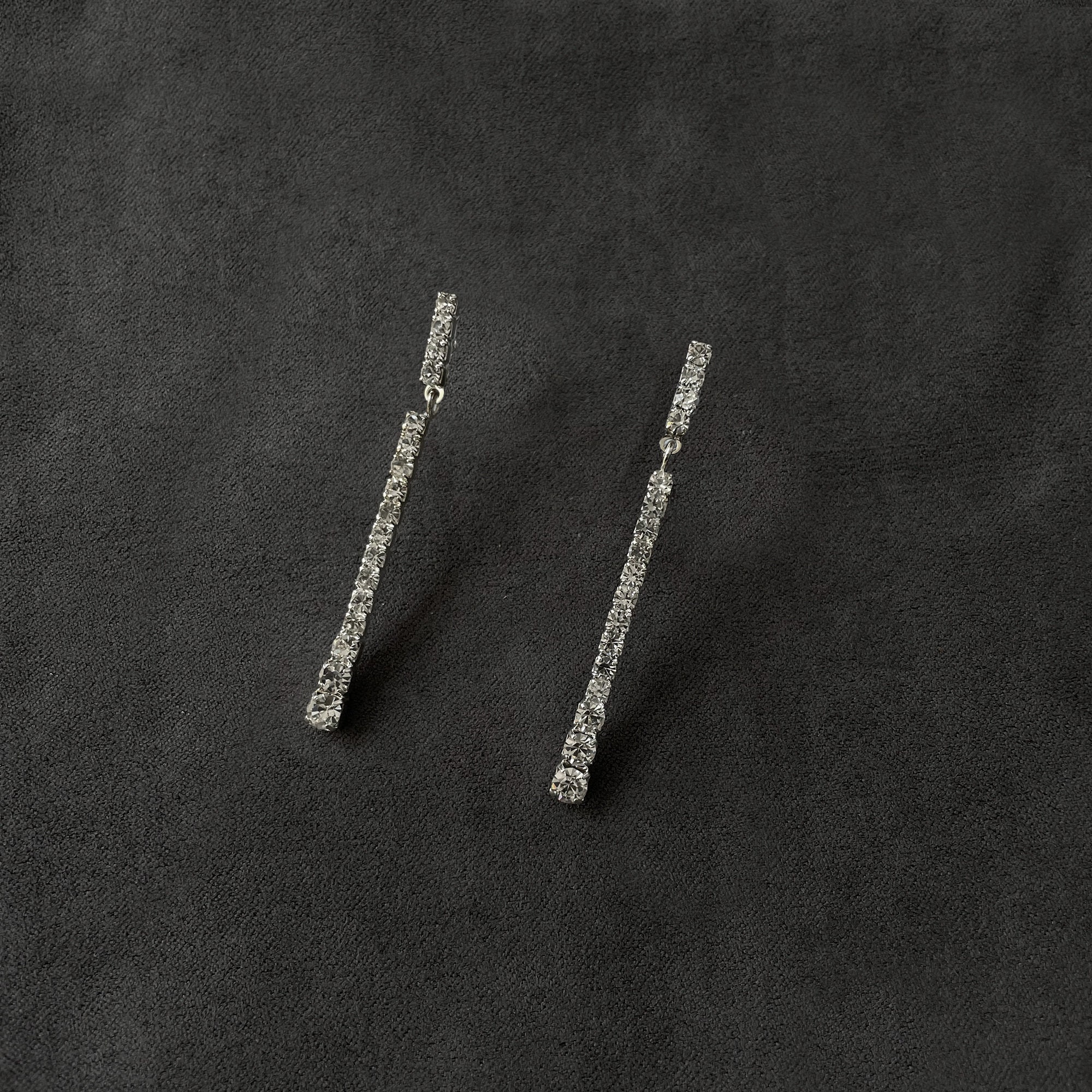Swarovski Una Angelic Silver Crystal Drop Earrings | 0132601 Swarovski Una Angelic Silver Crystal Drop Earrings | 0132601