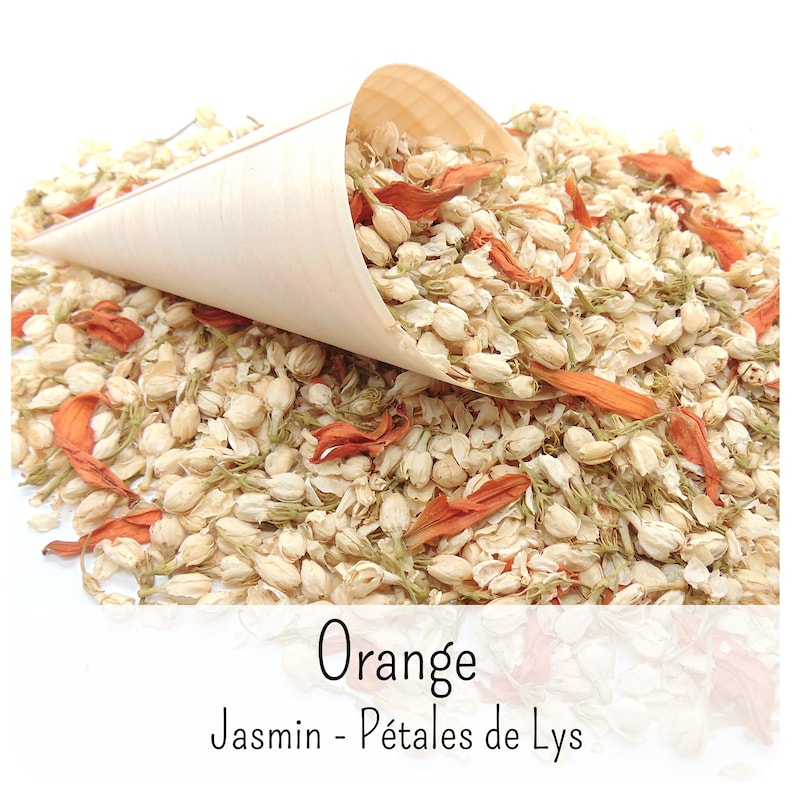 May include: A light-coloured wooden cone filled with a mixture of dried white jasmine buds and vibrant orange flower petals. The text Orange Jasmin - P&eacute;tales de Lys is printed in black at the bottom of the image, describing the botanical contents.