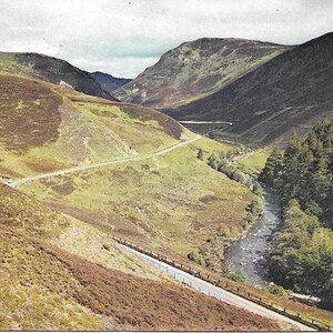 The Sma' Glen, près de Crieff, Perthshire, Écosse, vintage Real Photo Carte postale inutilisée, River Almond
