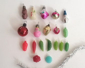 Vintage Mini Glass and Plastic Christmas Tree Toys for Small Christmas Tree Xmas Ornament Retro Decoration No. 5 Made in 1950 - 1980