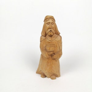 Hand Carved Wooden Man Figurine: Rustic Folk Art Sculpture (24cm)
