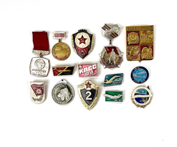 Soviet Vintage Badges USSR Pin Red Army, Military, Hammer and