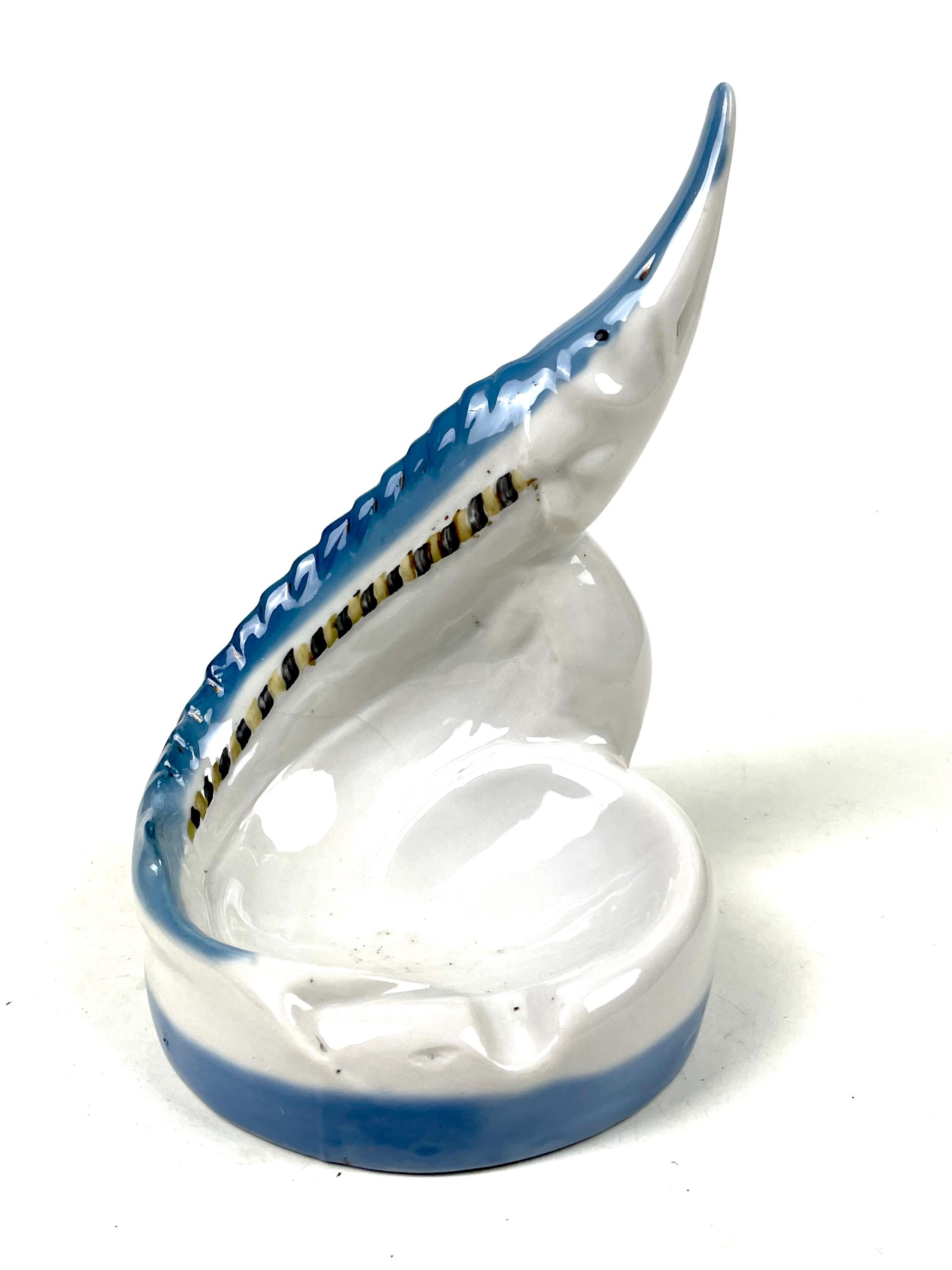 ヴィンテージ チョウザメ灰皿 ポローネ磁器 ソ連 魚の置物 1956-1972年