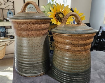 Paul Latos/Lynn Pottery Set of 2 Canisters (L & S)