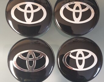 4 Neue Toyota-Kappen im Black Base Design 60mm