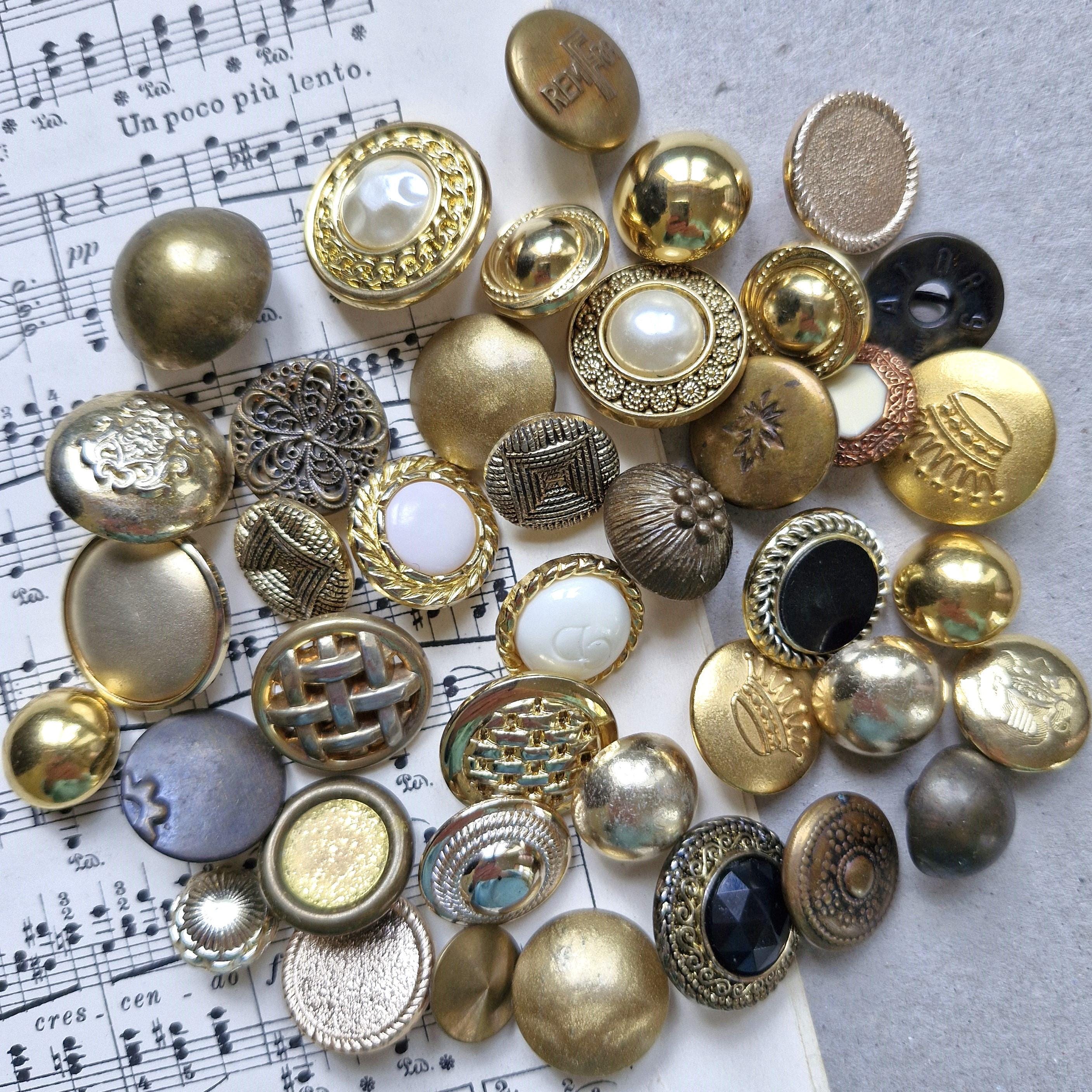 Vintage buttons - Etsy 日本