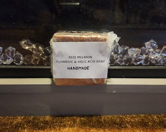 Jabón de cúrcuma y ácido kójico