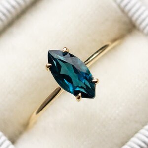 14k Solid Gold Marquise Cut London Blauer Topas Solitärringe, Lab London Blauer Verlobungsring, Versprechensring, CZ Diamant Topas Geschenk für sie