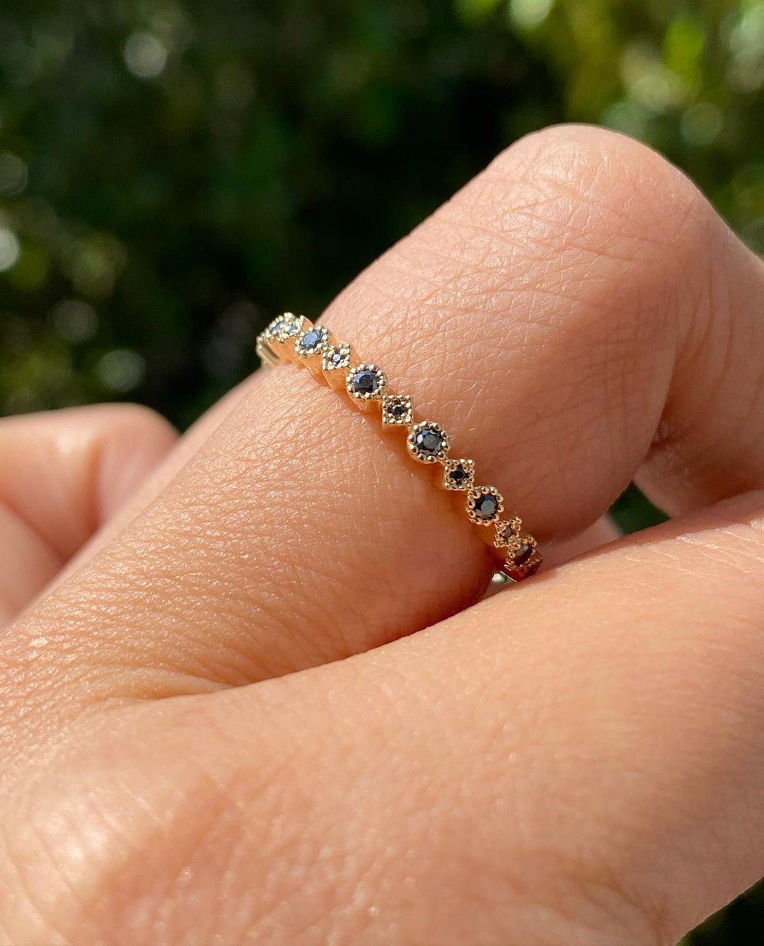 ブラックナチュラルダイヤモンドハーフエタニティ結婚指輪、14K