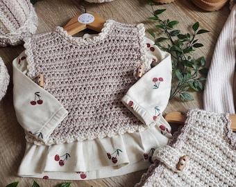 Crochet Tabard Pattern, Easy Beginner Vest (PDF Pattern)