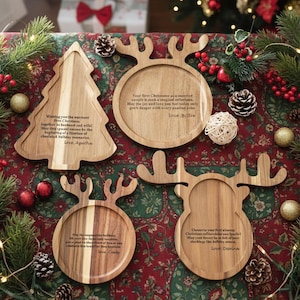 Bandeja navideña de madera, tabla para servir de madera de haya con forma de árbol y reno, plato para aperitivos festivos, regalo hecho a mano para el anfitrión.