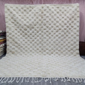 CustomBeniouarain carpet,Moroccan Berber rug,Checkered Berber rug,Handwoven Rug,Tribal Area Rug,Bohemian rug
