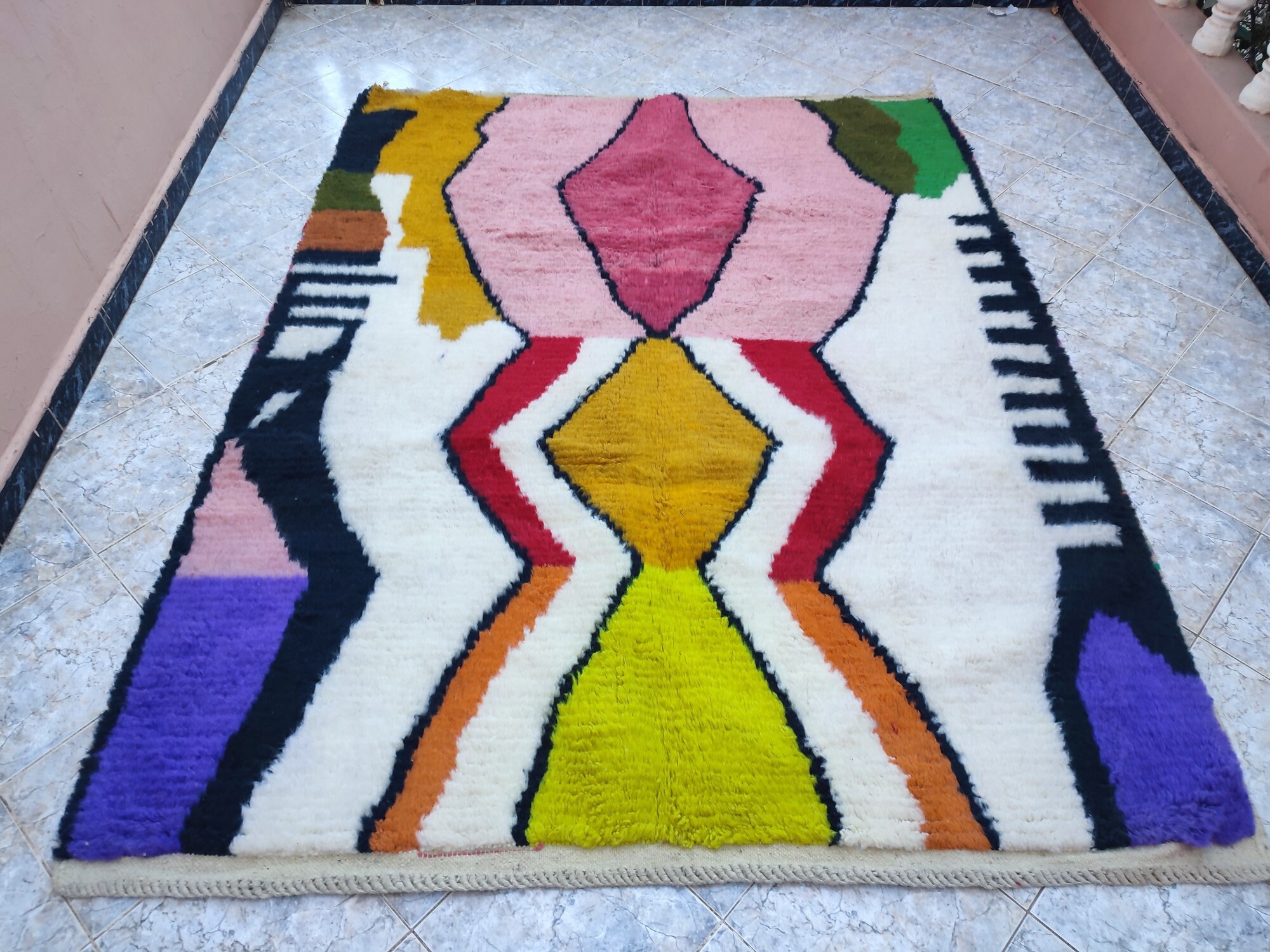 Tapis Berbère Main Marocain - Laine - 6.5x9.5 Pieds (≈2x2.9m) - Motifs Géométriques Colorés - Neuf