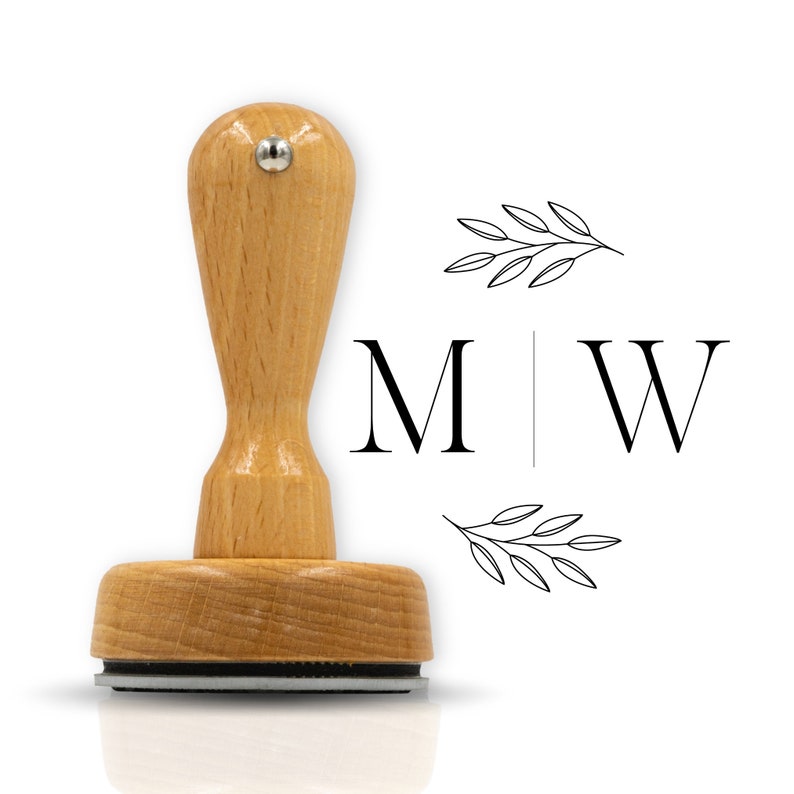 Personalisierter Holzstempel Made in Germany Hochzeitsstempel mit optionalen Stempelkissen Initialen Stempel Bild 1