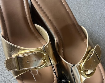 Mrs. Roper sandals. women’s gold wedge