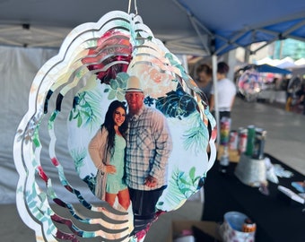 Custom photo wind spinner