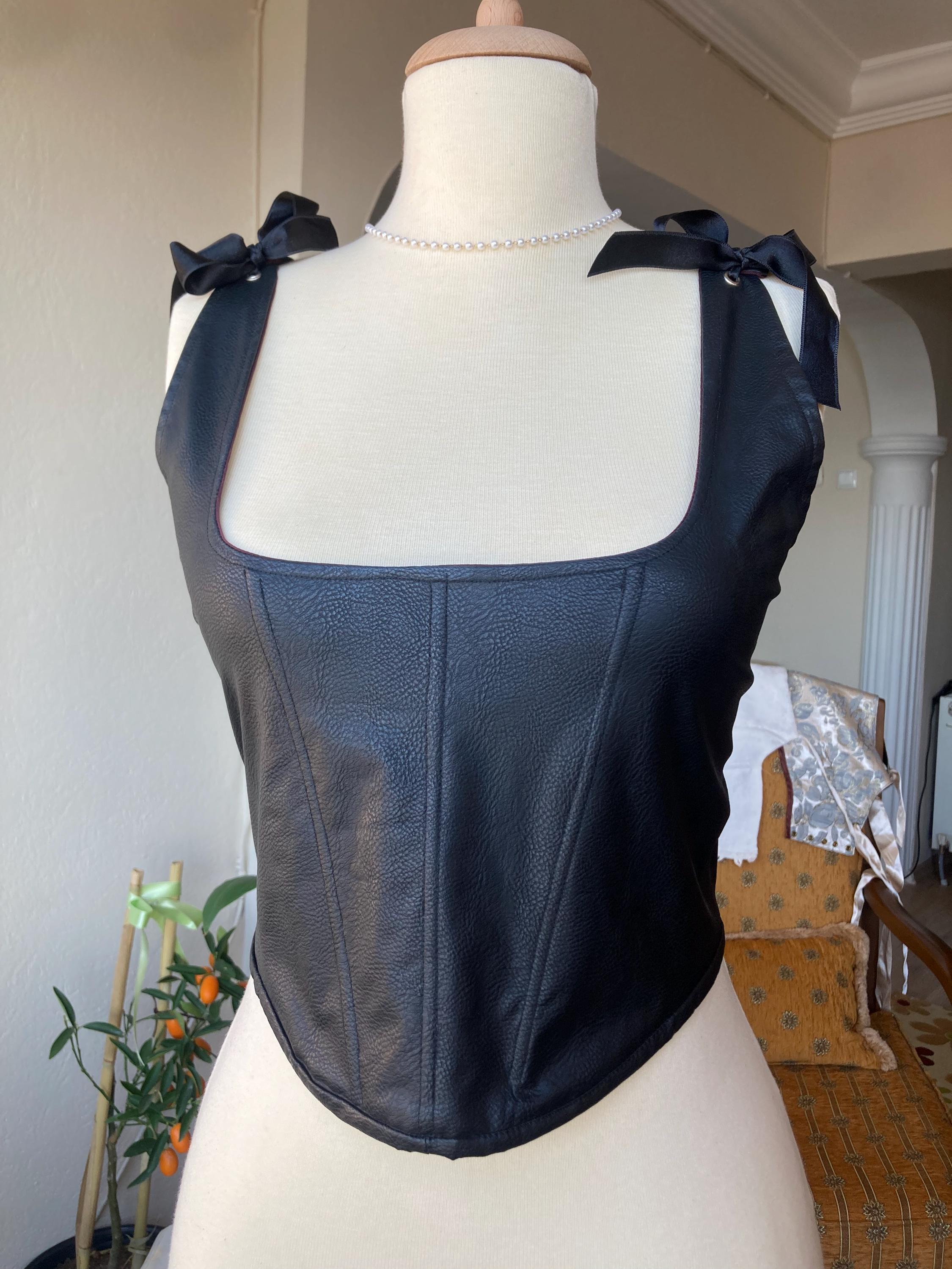 Gothic Leather Underbust Corset in Black,  Black Gothic Top, Eco LeatherTop,Adjustable,Medieval Corset