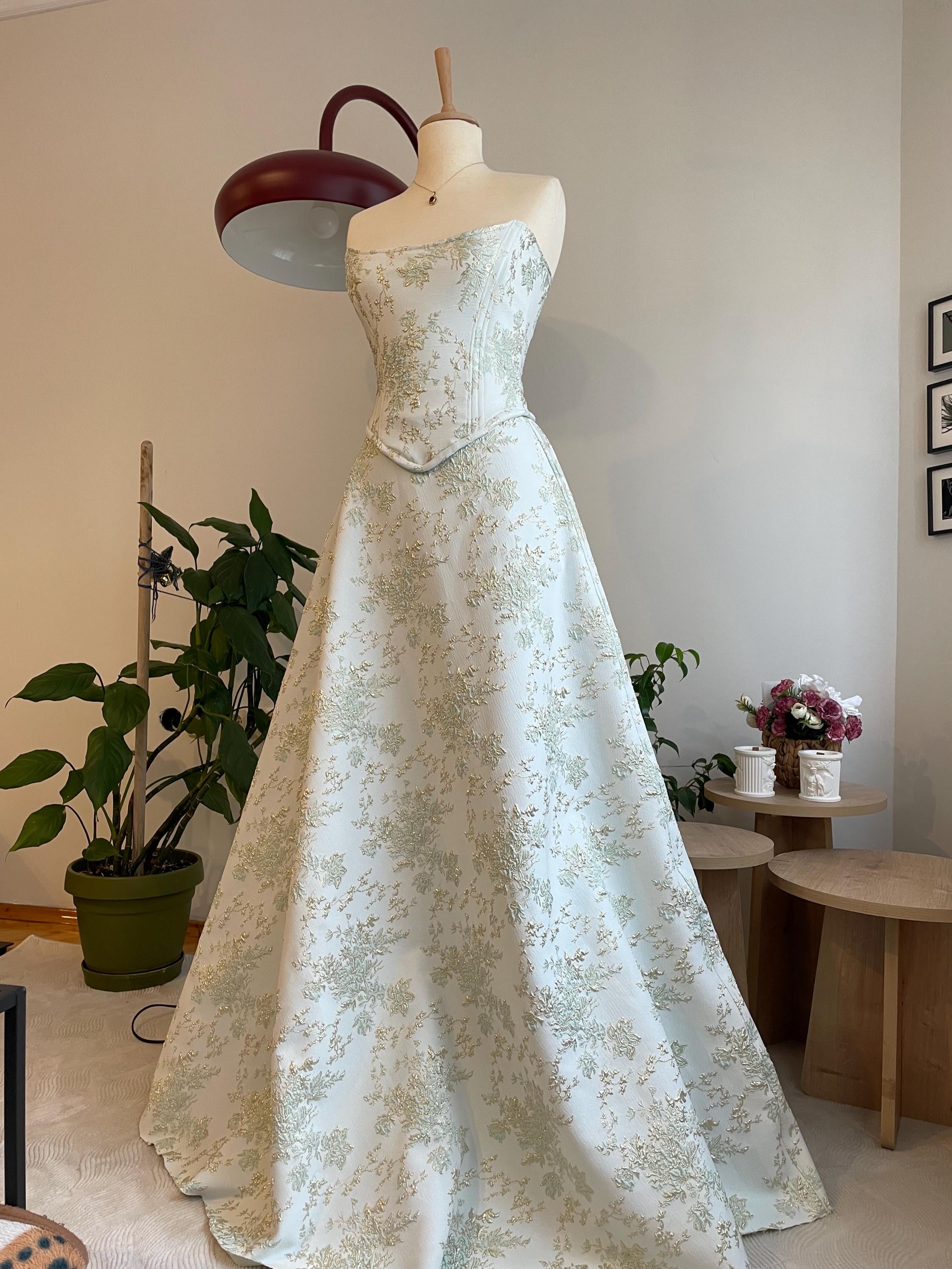 Bride 2nd Hand Gowns For Sale New, Used, Sample Wedding Dresses Nearly  Newlywed
