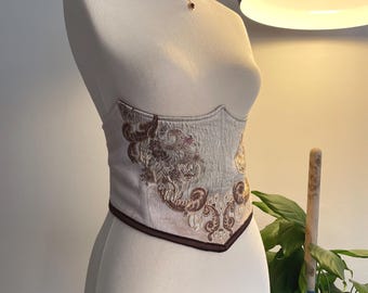 Crèmebruin vintage onderborstkorset, handgemaakte renaissance tailleband, verstelbare sprookjesachtige onderborst voor haar, romantische festivalkleding S–M