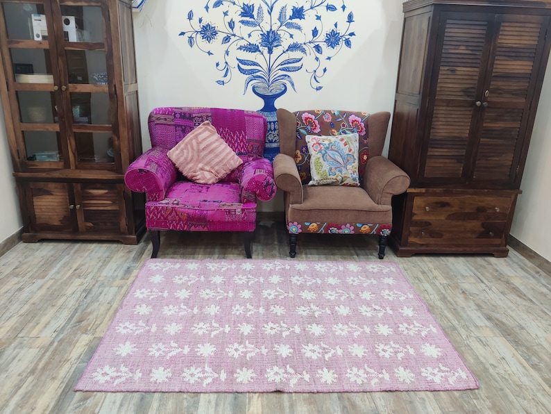 Handwoven Pink Jute Floral Design Area Rug, Handmade Natural Jute Hallway Rug, Vintage Jute Entryway Bohemian Decor Rug, Bedroom Rug, Gift