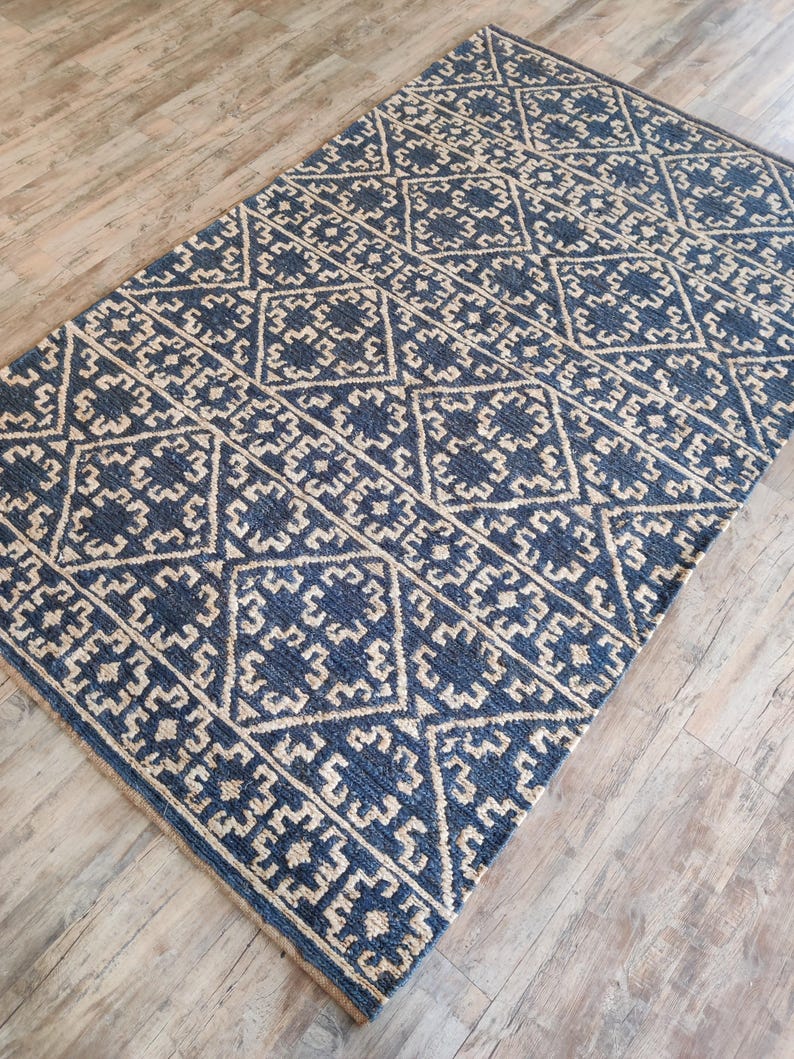 Modern Traditional Geometric Area Rug, Durable Design, Natural Jute ...