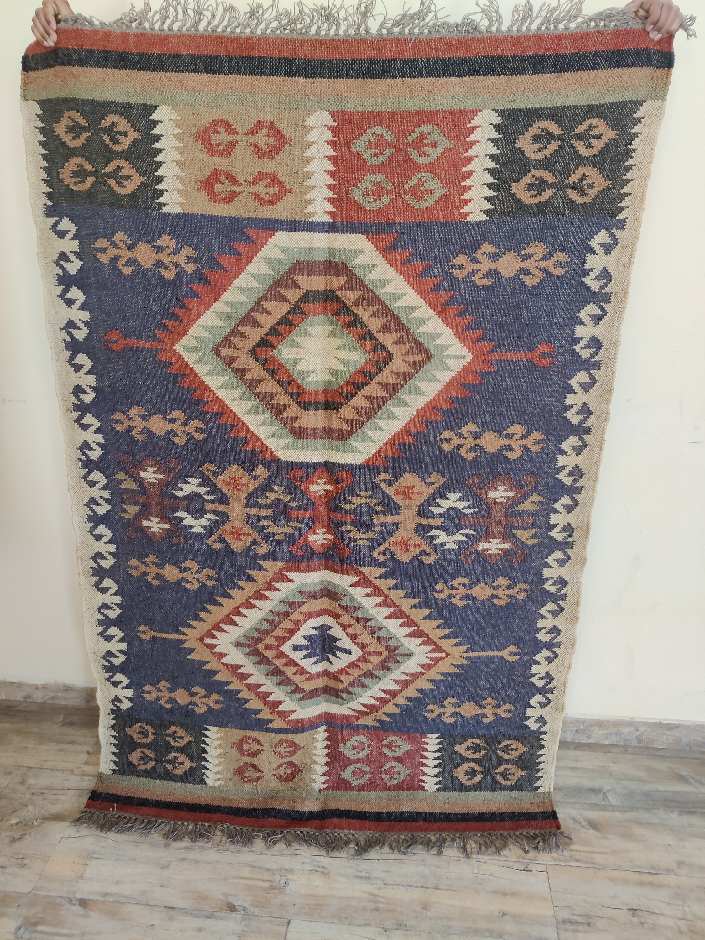 アンティークトルコキリム　ラグ キリム（Kilim）-遊牧民の生活道具