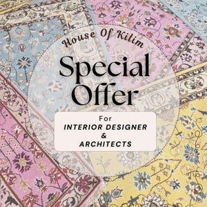 K&ouml;nnte beinhalten: Ein farbenfroher Patchwork-Teppich mit Mustern in Blau, Rosa und Gelb. Das Bild enth&auml;lt den Text: "House of Kilim Special Offer For Interior Designer & Architects."