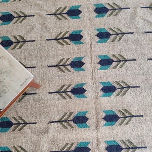 Natural Fiber Rug, Handmade Wool Rug, Beige Blue Green Rug, Bohemian Decor, Living Room Rug, Bedroom Carpet, Rustic Floor Mat, Southwestern Rug, Eco-Friendly Rug, Artisanal Kilim, Woven Wool Carpet, Modern Boho Rug, Decorative Area Rug.