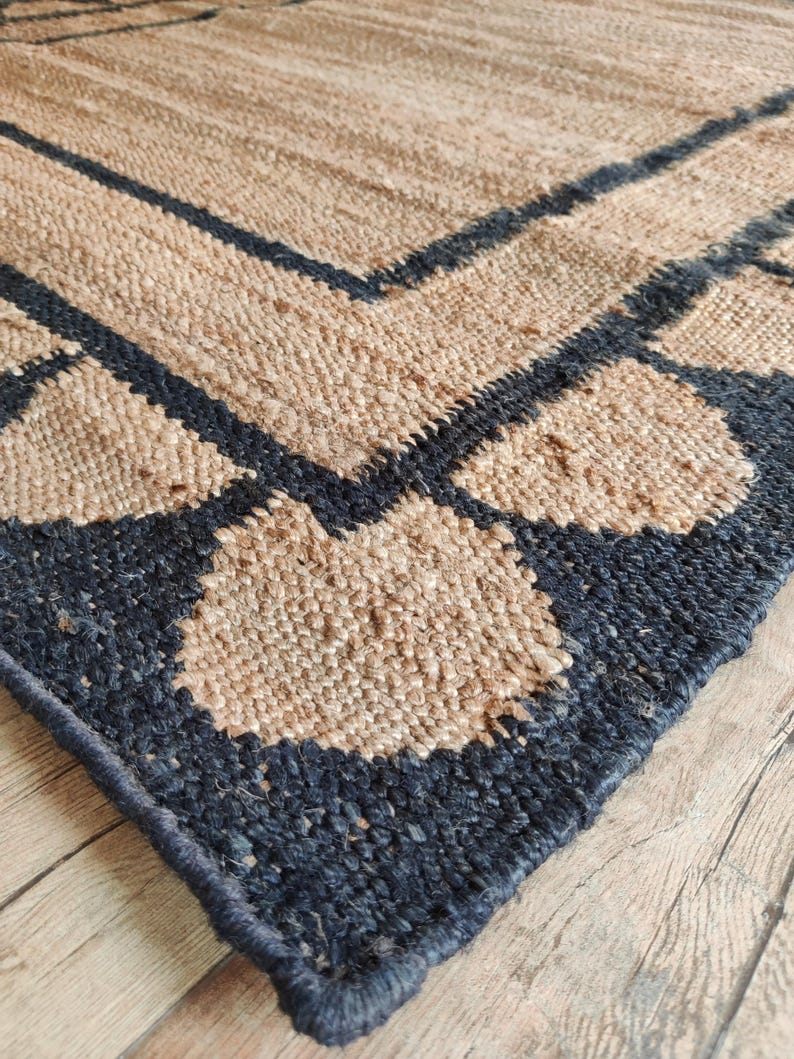 Scallop Handwoven Jute Hemp Rug, Bordered Black Design Hemp Rug, Jute Hemp Area Rug, Modern Rug, Reversible Hemp Rugs, Jute Hemp Runner Rug, Hemp runner rug