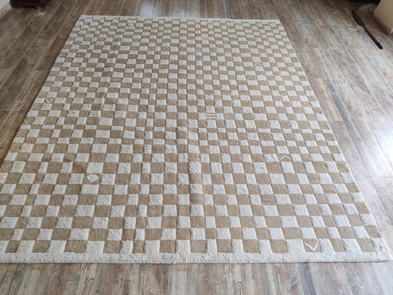 Berber Beige Rug, Moroccan Checkered Rug,  Beni Ourain Rug, Custom Moroccan Rug, Wool Checkered Rug, Wool Rug 8x10, Checker Board Rug, Gift, Beige And White Checkered Rug, Berber Rug, Wool Moroccan Rug, Rugs For Bedroom, Rugs For Living Room,Area Rug