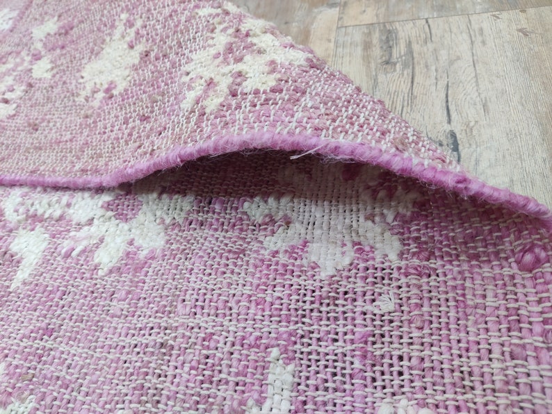 Handwoven Pink Jute Floral Design Area Rug, Handmade Natural Jute Hallway Rug, Vintage Jute Entryway Bohemian Decor Rug, Bedroom Rug, Gift
