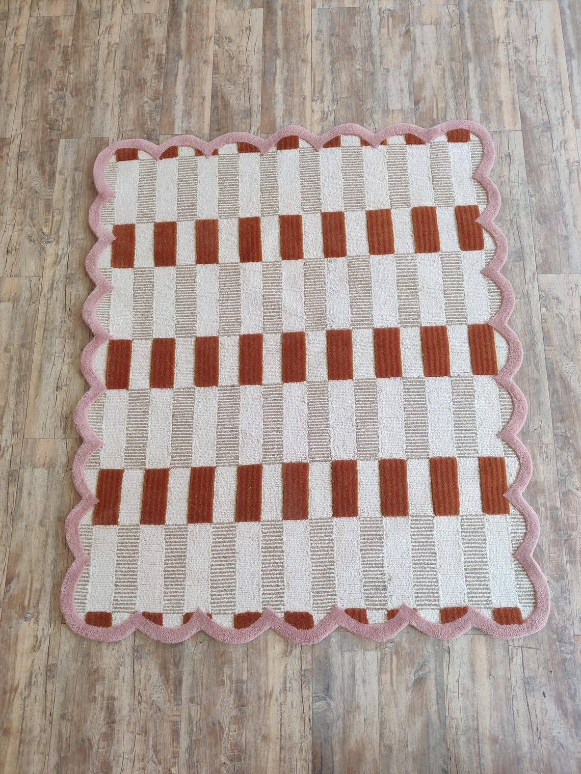 Tufted Check Rug Modern Tufted Wool Checkered Rug, Handmade Pink Scallop Border Carpet ...