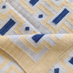 Transitional Machine Made Blue Beige Wool Rug 5'3 x 7'3 main image 1