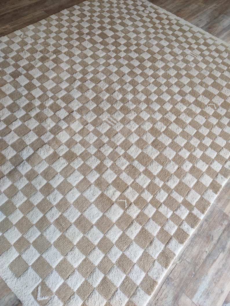 Berber Beige Rug, Moroccan Checkered Rug,  Beni Ourain Rug, Custom Moroccan Rug, Wool Checkered Rug, Wool Rug 8x10, Checker Board Rug, Gift, Beige And White Checkered Rug, Berber Rug, Wool Moroccan Rug, Rugs For Bedroom, Rugs For Living Room,Area Rug