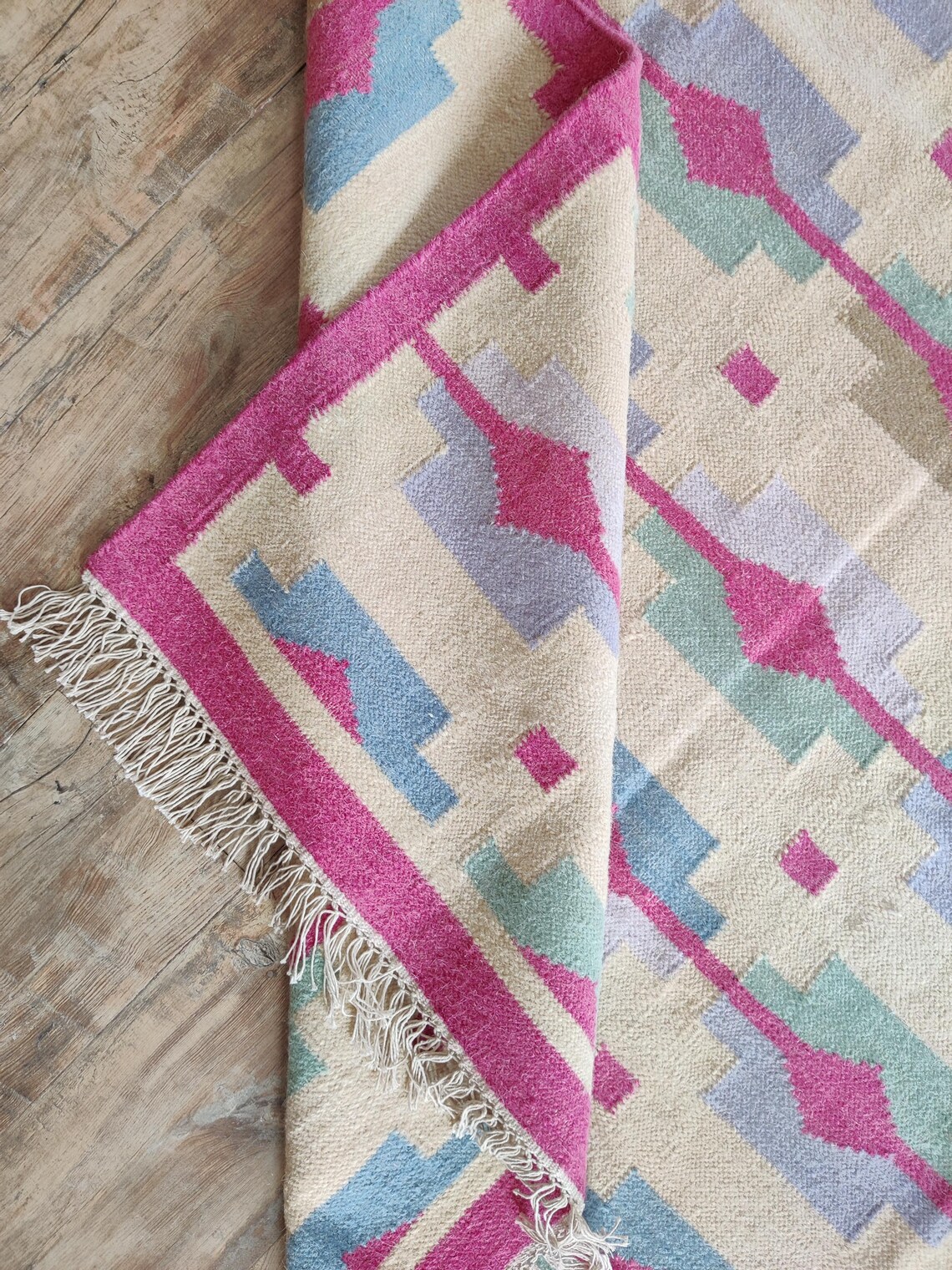 Vintage-style Pink Rug, Modern Flatweave Area Rug, Ivory Persian Wool ...