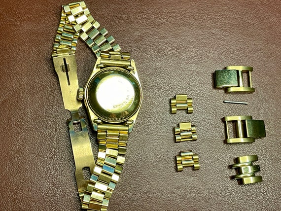 Womens Rolex DateJust 18K Gold Watch - image 10