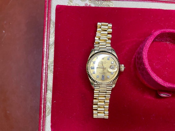 Womens Rolex DateJust 18K Gold Watch - image 2