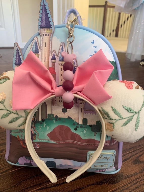 Minnie Ears Holder; Silcone Bead with Clasps