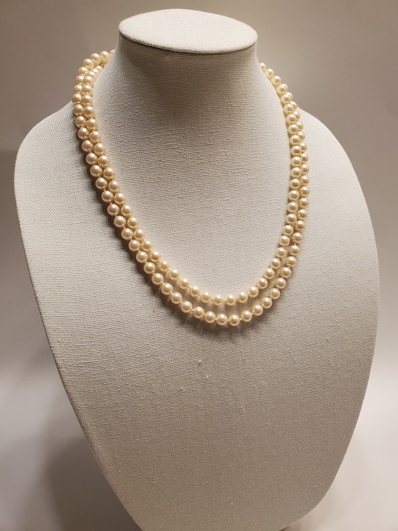 Vintage Faux Ivory Pearl Strand Necklace