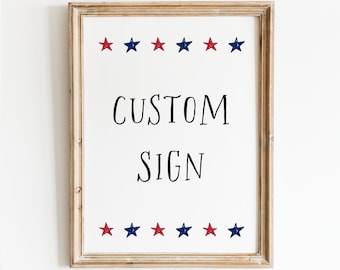 Könnte beinhalten: Ein rechteckiger Holzrahmen mit einem weißen Schild, das den Text "EDITABLE TEMPLATE", "Canva", "CUSTOM SIGN" und "ATELIER JIAH" enthält. Das Schild zeigt zwei horizontale Reihen mit jeweils sechs kleinen roten und blauen Sternen.
