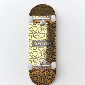 Professional Wooden Fingerboard Custom Giraffe Gold Foil 32mm