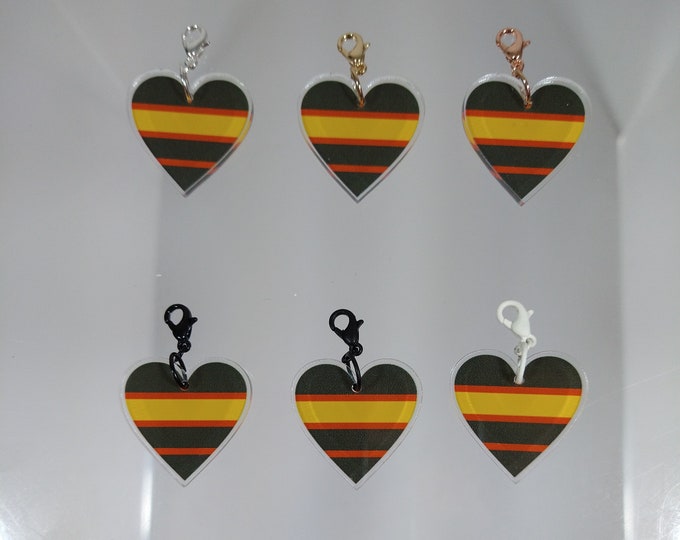 Pride Flag Heart Charm [Nr27] Rubber Fetish {PERSONA Collection} DIY Charm - Gender-Neutral Fashion Jewelry