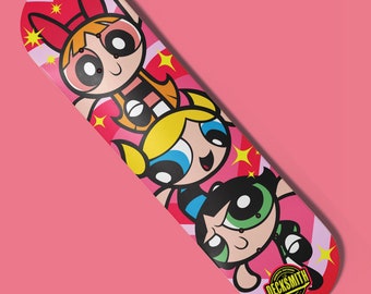 Blossom, Bubbles and Buttercup / Tabla de skate decorativa / Decoración de pared estética / Arte de pared moderno / Decorativo / Hecho a mano