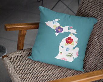 Michigan Floral Pillow, Michigan Themed Pillow, Michigan Gifts, Pure Michigan, Great Lakes State, Pure Michigan Gifts