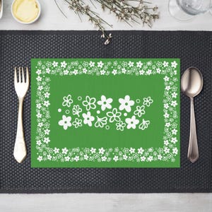 Pyrex Crazy Daisy Placemat Pyrex Spring Blossom Linen Placemat Pyrex Collector Gift Retro Pyrex Gifts for Thrifter Retro Mod Table Placemats
