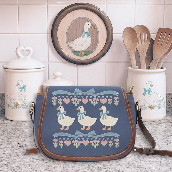 Silly Goose Purse Cottagecore Bag With Geese Vintage Inspired Crossbody Bag For Women Whimsical Goose Print Shoulder Purse Quirky Goose Gift