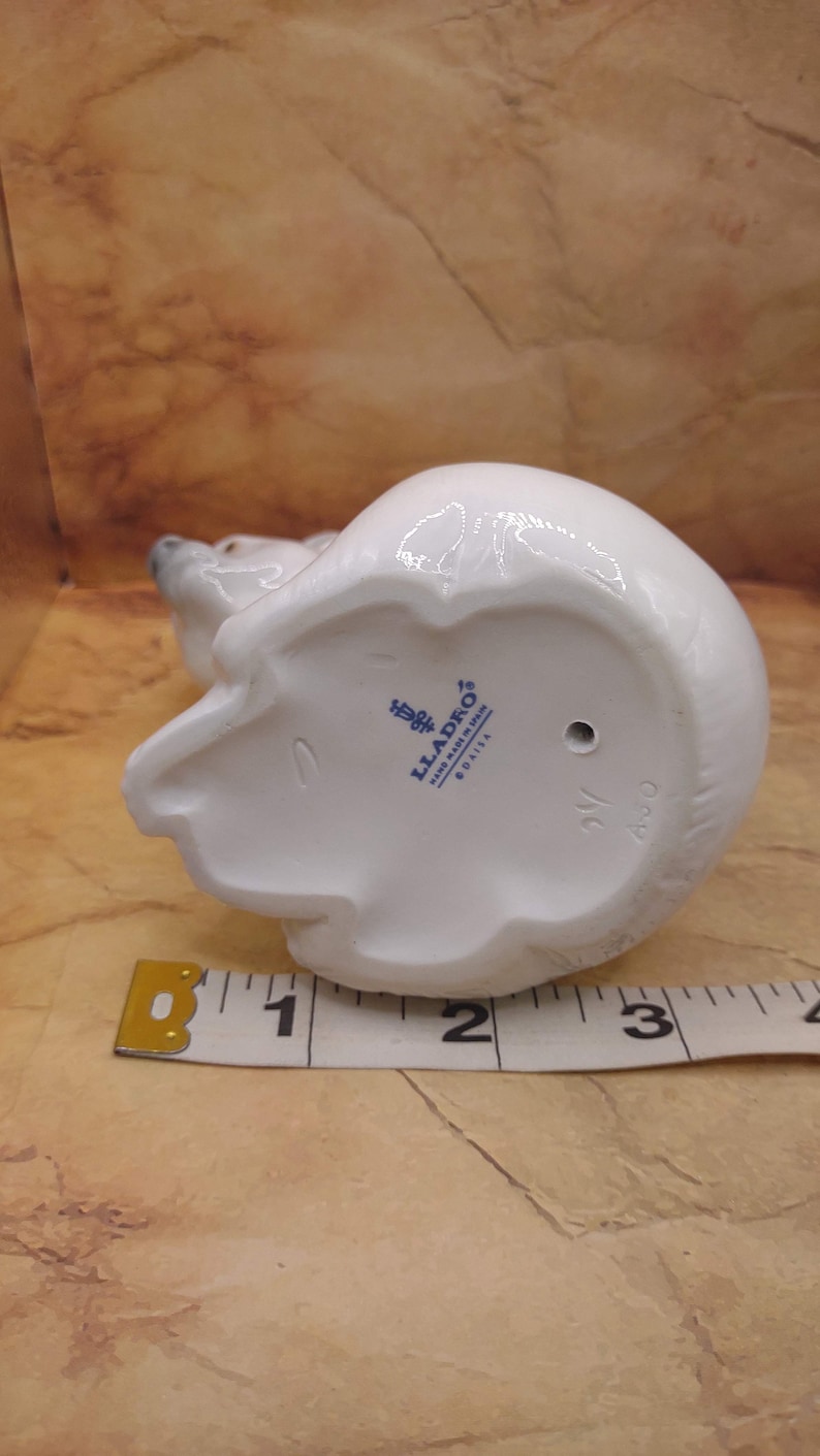 Vintage Lladro Polar Bear Figurine – Hand Made Porcelain Collectible image 9