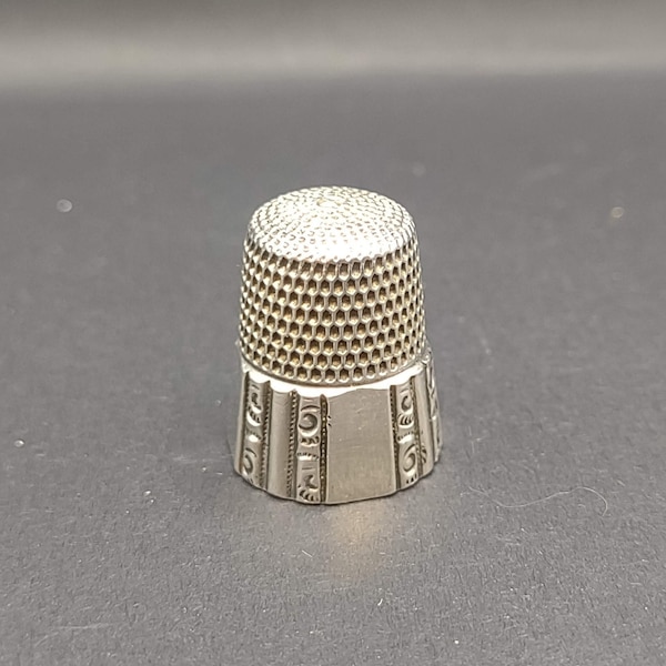 Antique Sterling Silver Thimble- Ornate Collectable Marked Sterling Silver Thimble- Finger Protector- Finger Shield Sewing Tool- TE#47