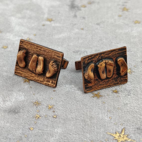 Vintage Copper Footprint Cufflinks – 1960s-70s Retro Novelty Accessory