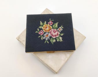 Vintage 1960s Needlepoint Floral Compact Gold Tone Petit Point Embroidered Powder Case